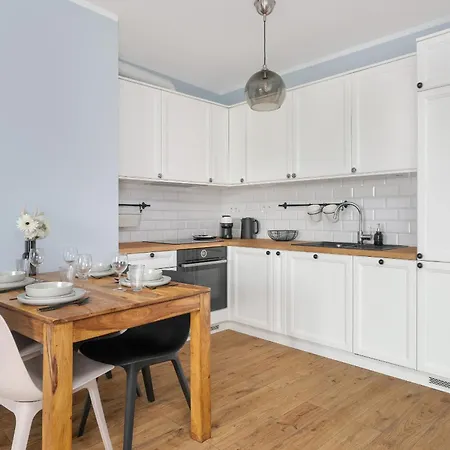 Elegant Apartment Poznan Jezyce Near Mtp By Noclegi Renters Exterior foto